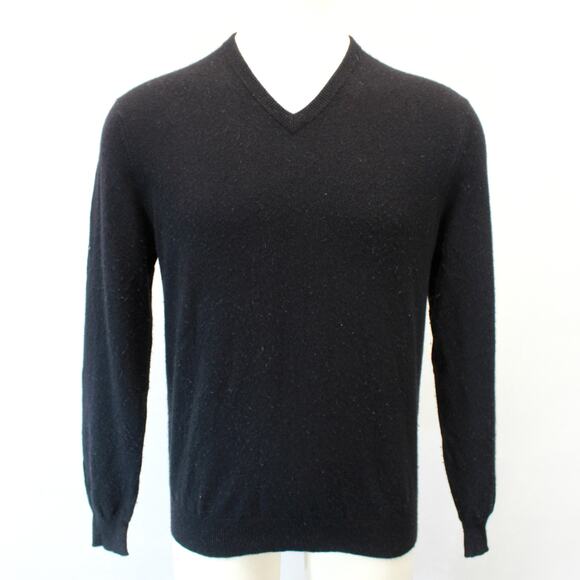 Macy's Club Room 2-Ply 100% Cashmere Soft Warm Black V-Neck Sweater Medium - Picture 1 of 6